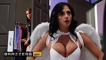 La Milf Mature Ariella Ferrera Et Isis Love Profitent D'Une Rencontre Lesbienne Sauvage