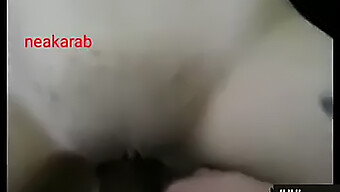 Petite Amie Rousse D'Arabe Libanais Profite De Sexe Hardcore