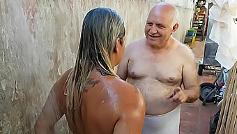 Real Amateur Beach Teen Gets A Creampie From Older Man