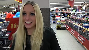 Lucy Cat Je V Prdeli Na Verejnosti Veľkým Kohútom - Supermarket Porn