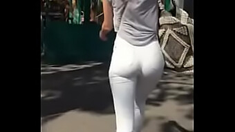 Nice Ass In Public: Candid