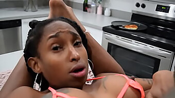 Pornstar Porsha Carrera Linge Lana Ryder Într-Un Video Amator