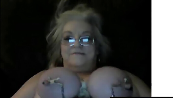 Bbw Granny'S Webcam Addiction