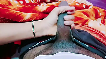 18-Year-Old Indian Girl Gets Fucked Hard In Doggy Style