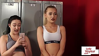 Des Filles Européennes Se Masturbent Une Grosse Bite Dans Cette Vidéo Hd